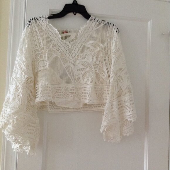 FARM Rio Guipure Lace Blouse - Picture 9 of 11